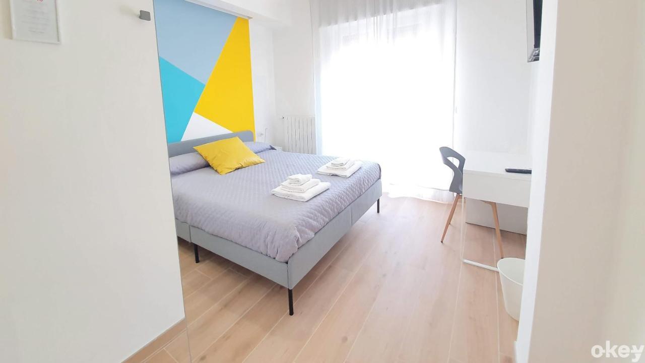 Blue Sky Rooftop Rooms - Bari Policlinico Bagian luar foto