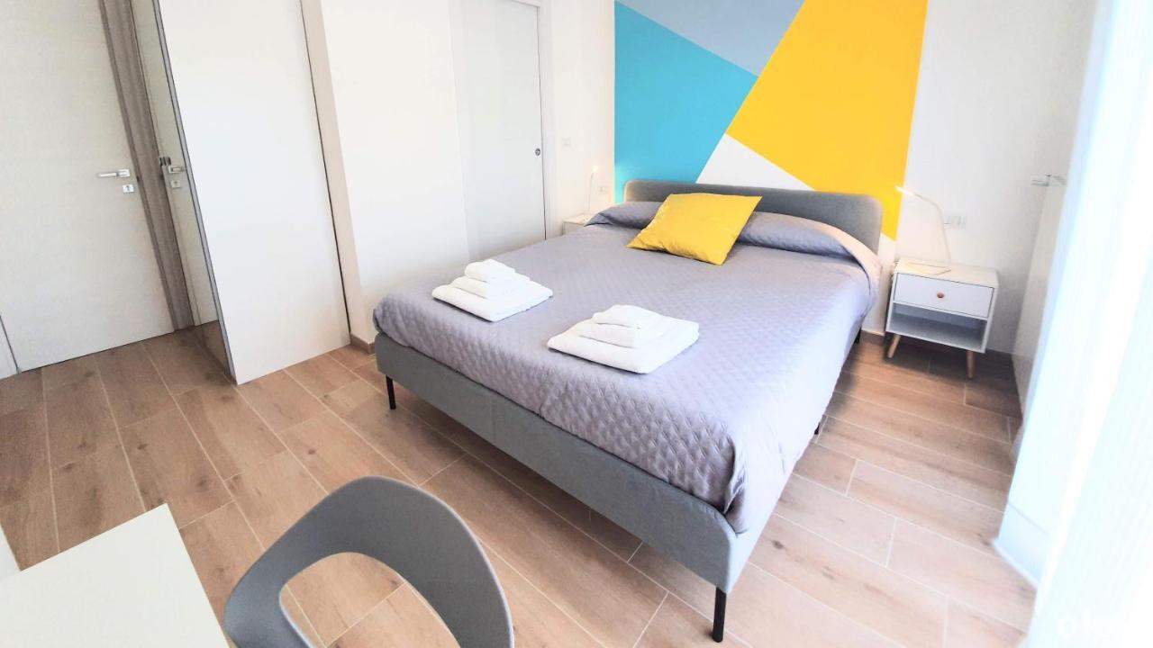Blue Sky Rooftop Rooms - Bari Policlinico Bagian luar foto