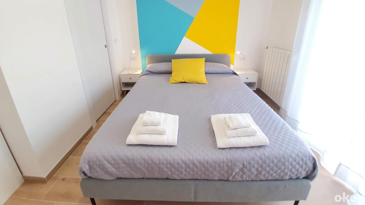 Blue Sky Rooftop Rooms - Bari Policlinico Bagian luar foto