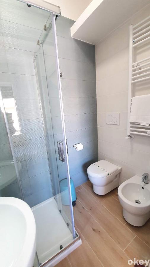 Blue Sky Rooftop Rooms - Bari Policlinico Bagian luar foto